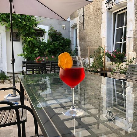 Hotel La Basse Cour Tanlay Zewnętrze zdjęcie