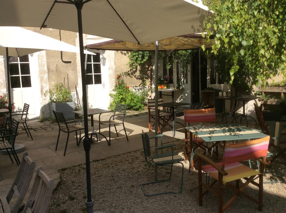 Hotel La Basse Cour Tanlay Zewnętrze zdjęcie